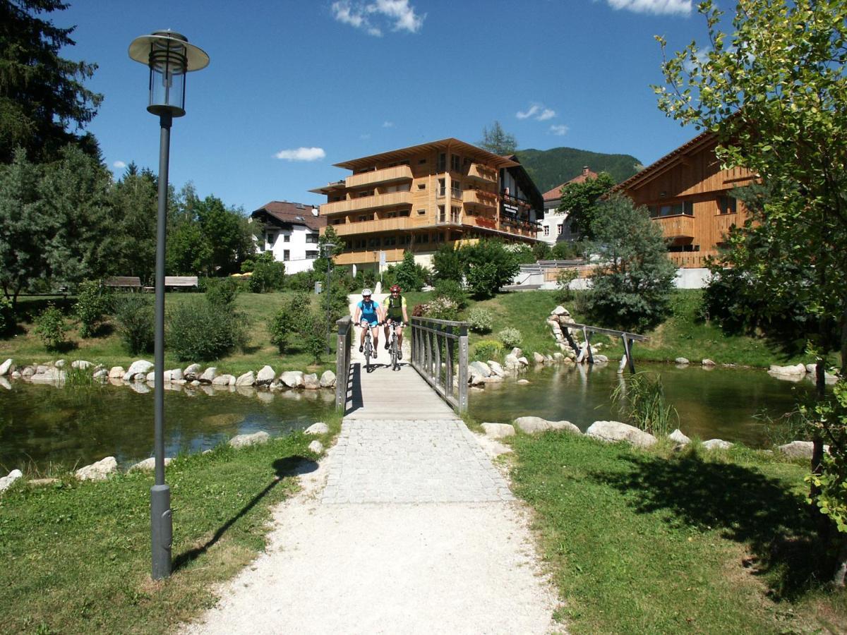 Hotel Broetz Rasun di Sotto Luaran gambar