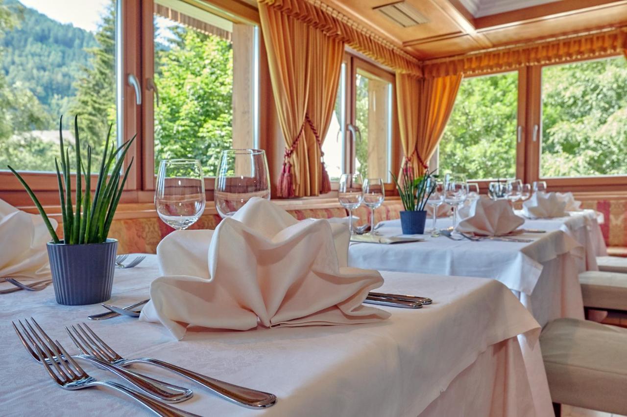 Hotel Broetz Rasun di Sotto Luaran gambar