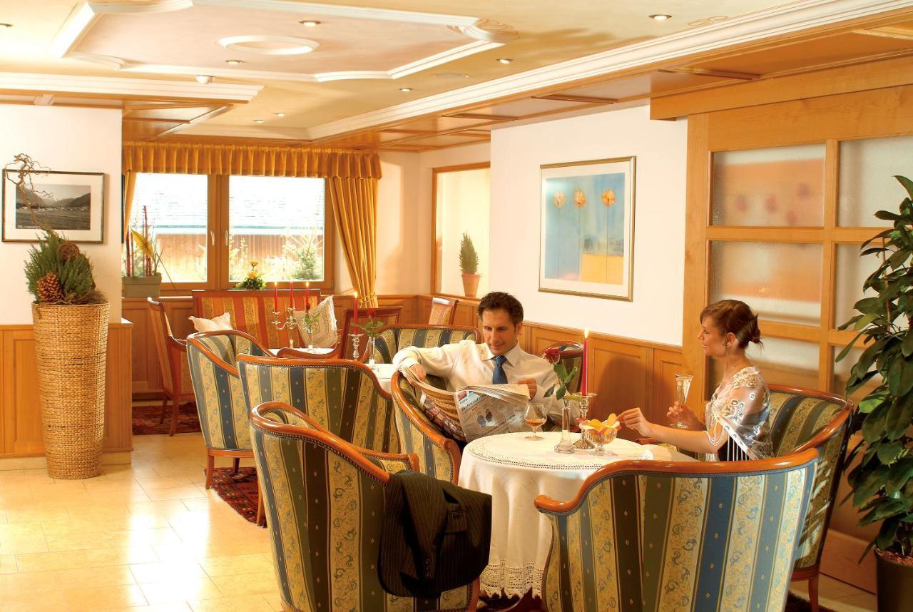 Hotel Broetz Rasun di Sotto Luaran gambar