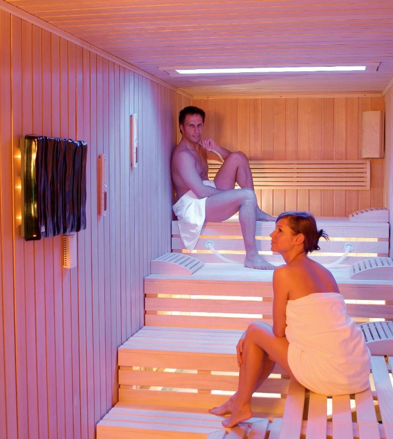 Hotel Broetz Rasun di Sotto Luaran gambar