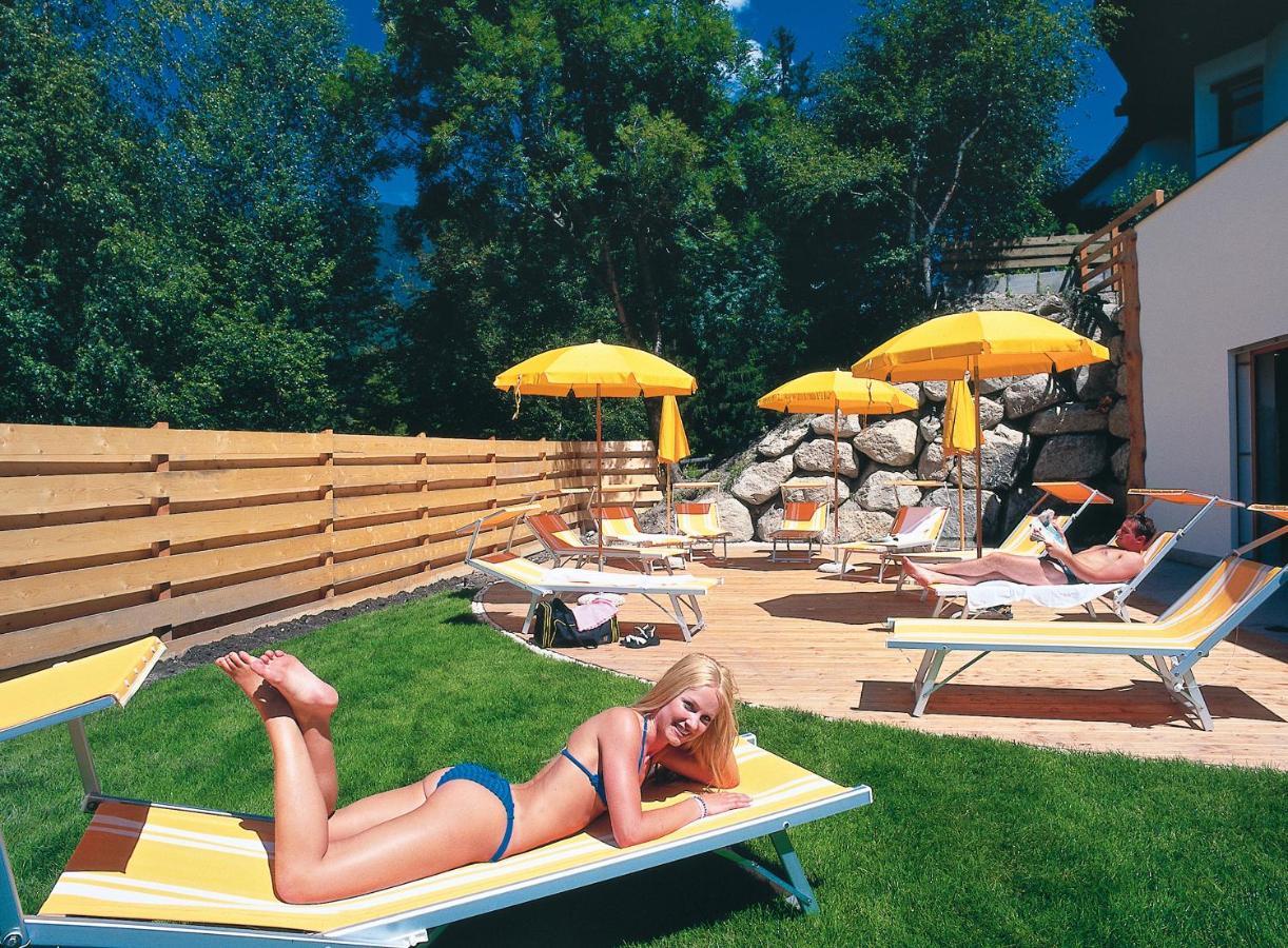 Hotel Broetz Rasun di Sotto Luaran gambar