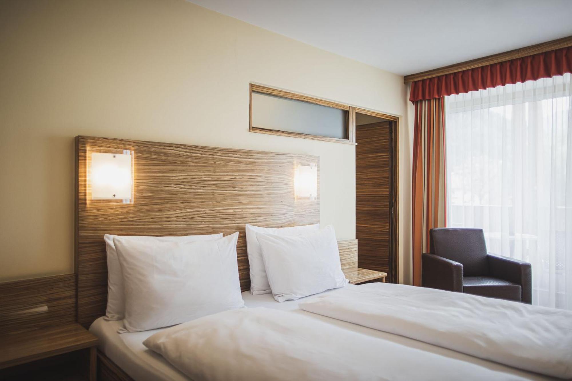 Hotel Broetz Rasun di Sotto Luaran gambar