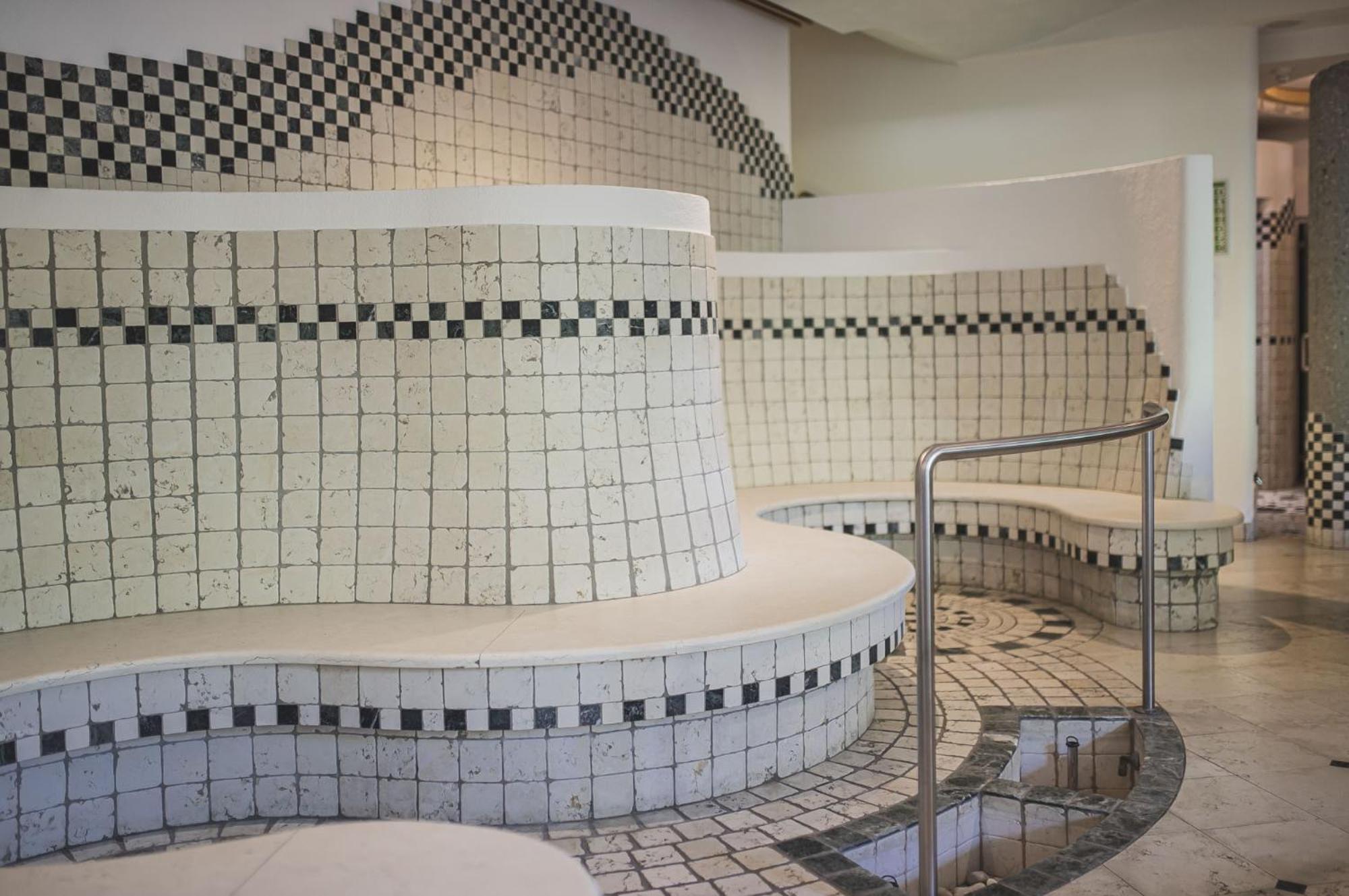 Hotel Broetz Rasun di Sotto Luaran gambar