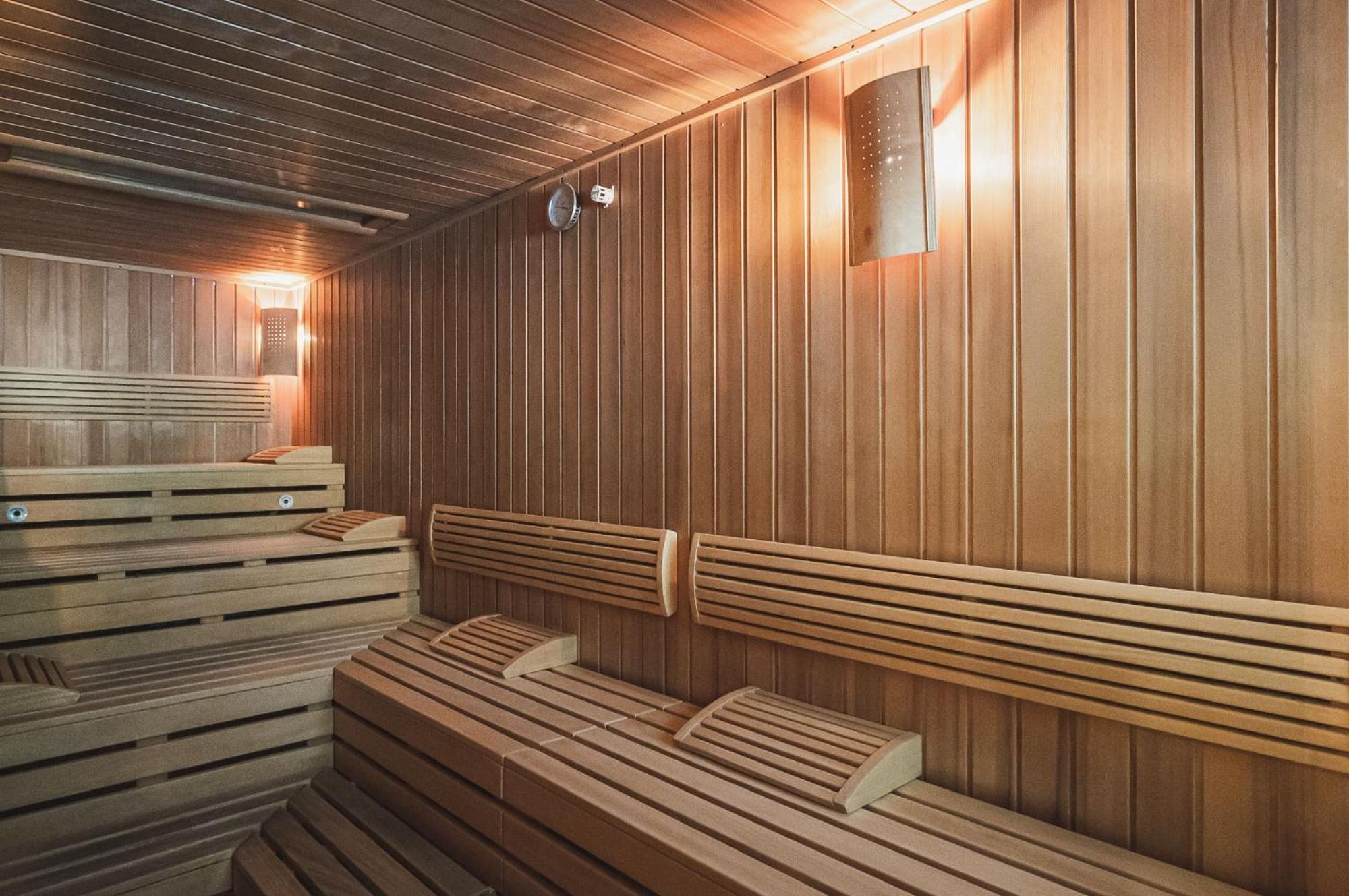 Hotel Broetz Rasun di Sotto Luaran gambar