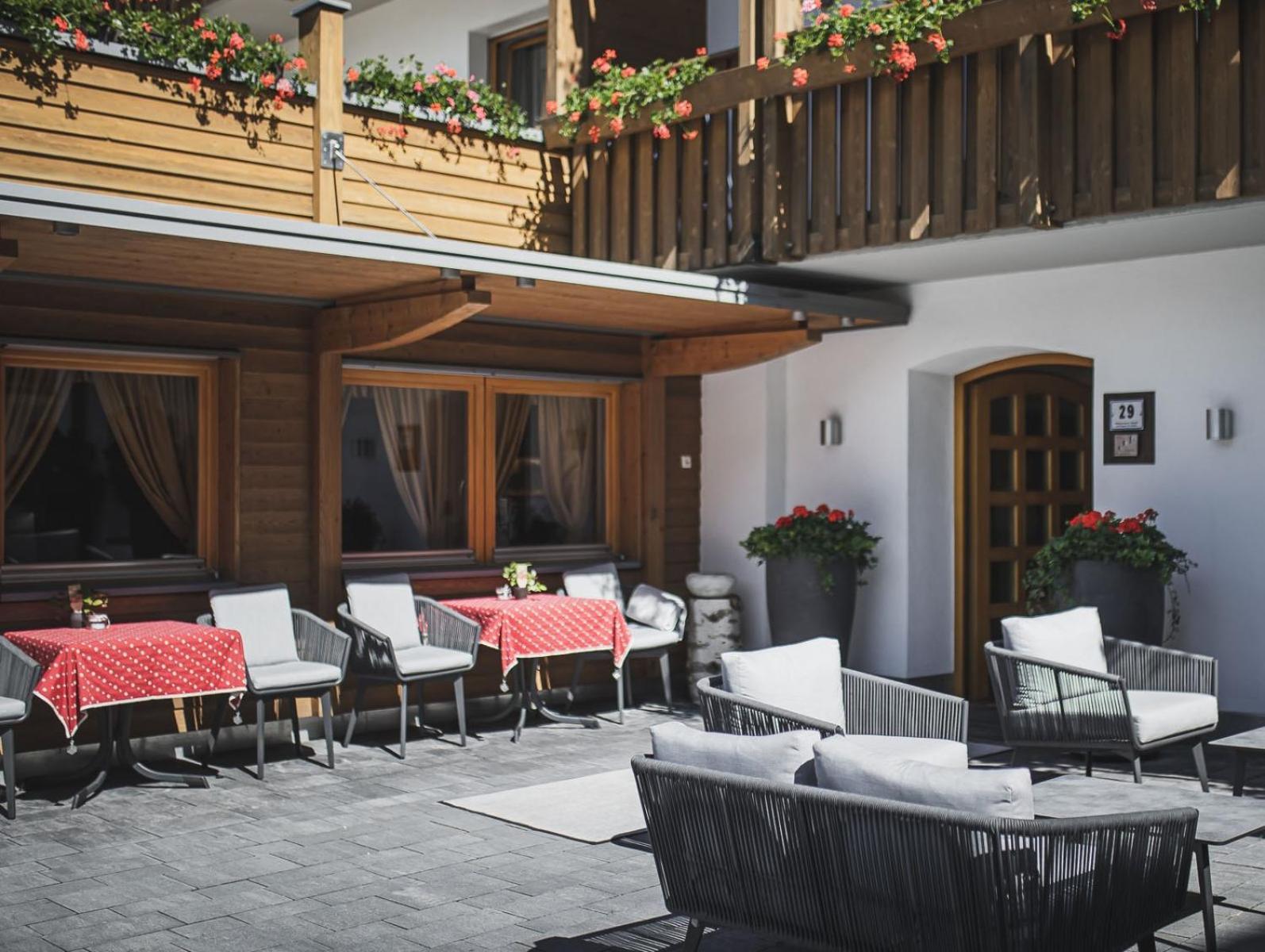 Hotel Broetz Rasun di Sotto Luaran gambar