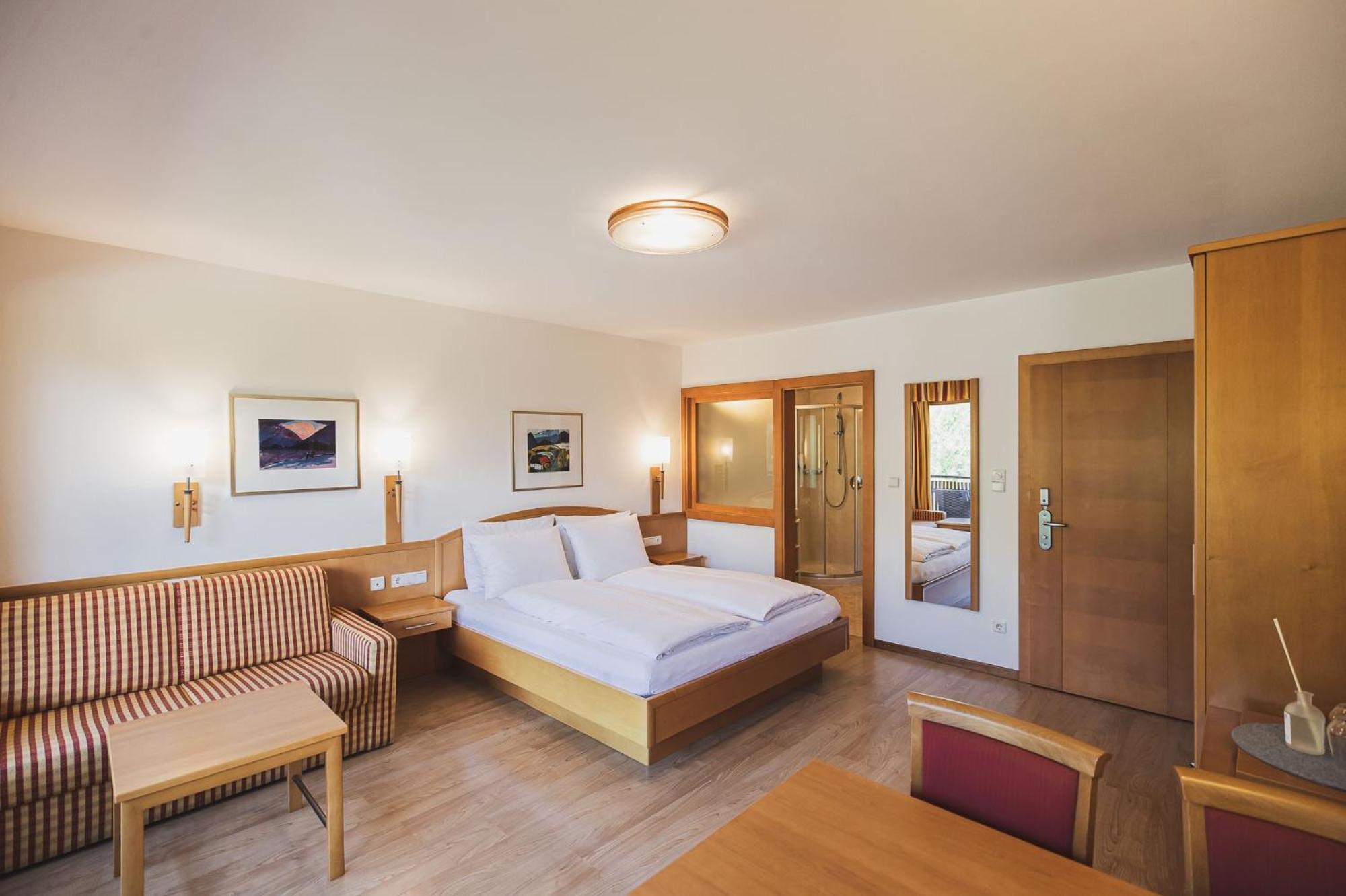 Hotel Broetz Rasun di Sotto Luaran gambar